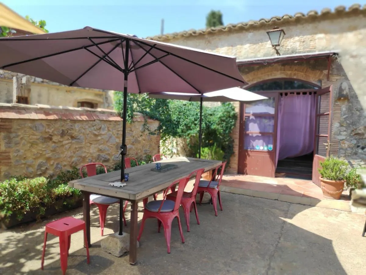 Mas Del Llop Blanc - Dog Friendly Hostal Rural - B&B Sobrestany 3*,