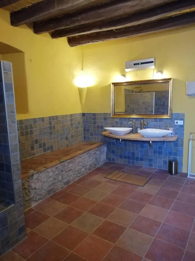 Mas Del Llop Blanc - Dog Friendly Hostal Rural - B&B Sobrestany