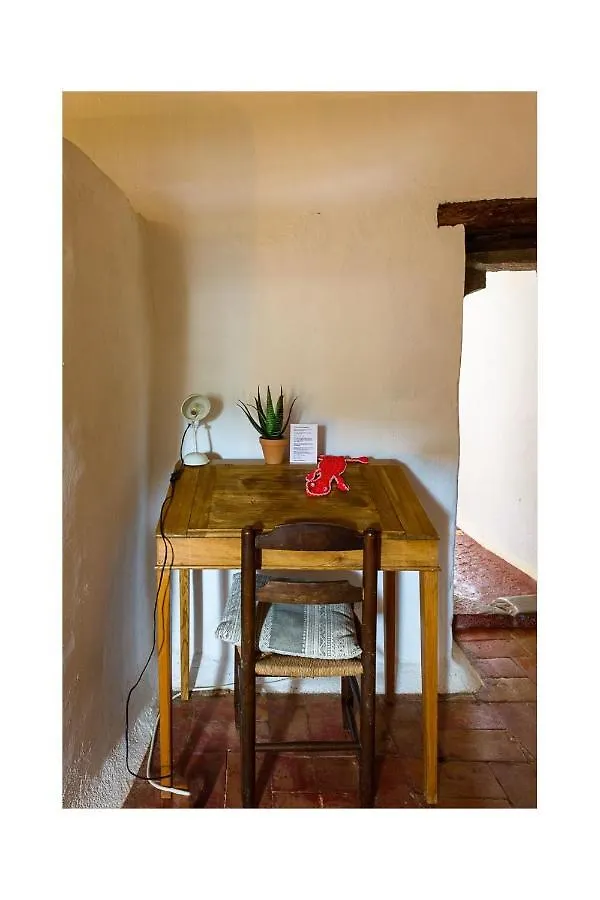 Mas Del Llop Blanc - Dog Friendly Hostal Rural - B&B Sobrestany Bed & Breakfast