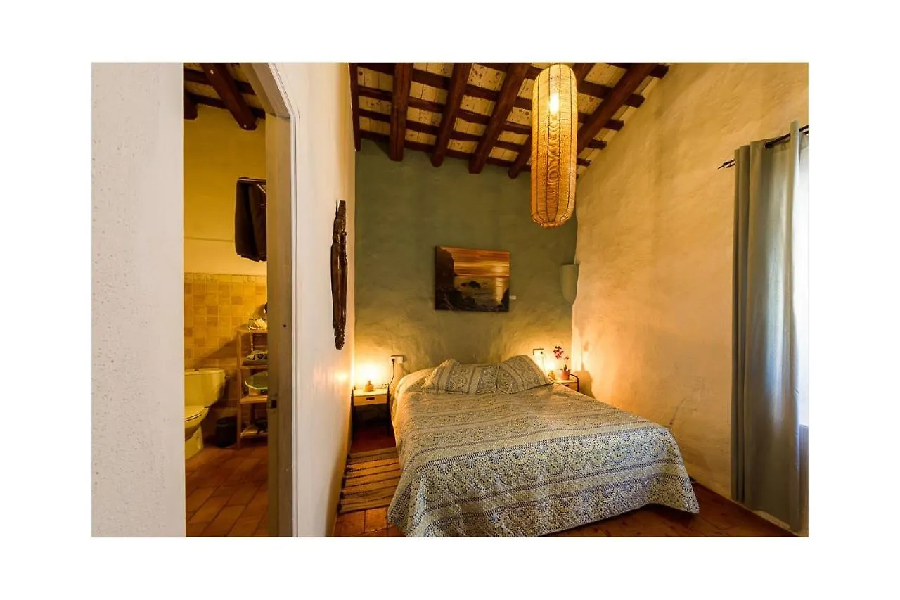 Mas Del Llop Blanc - Dog Friendly Hostal Rural - B&B Sobrestany