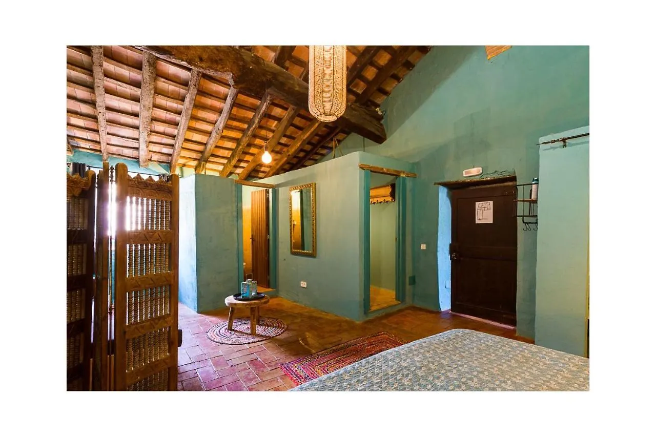 Mas Del Llop Blanc - Dog Friendly Hostal Rural - B&B Sobrestany Spain
