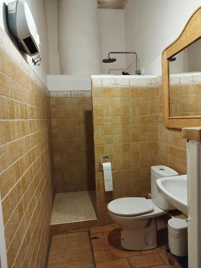 Mas Del Llop Blanc - Dog Friendly Hostal Rural - B&B Sobrestany 3*,  Spain