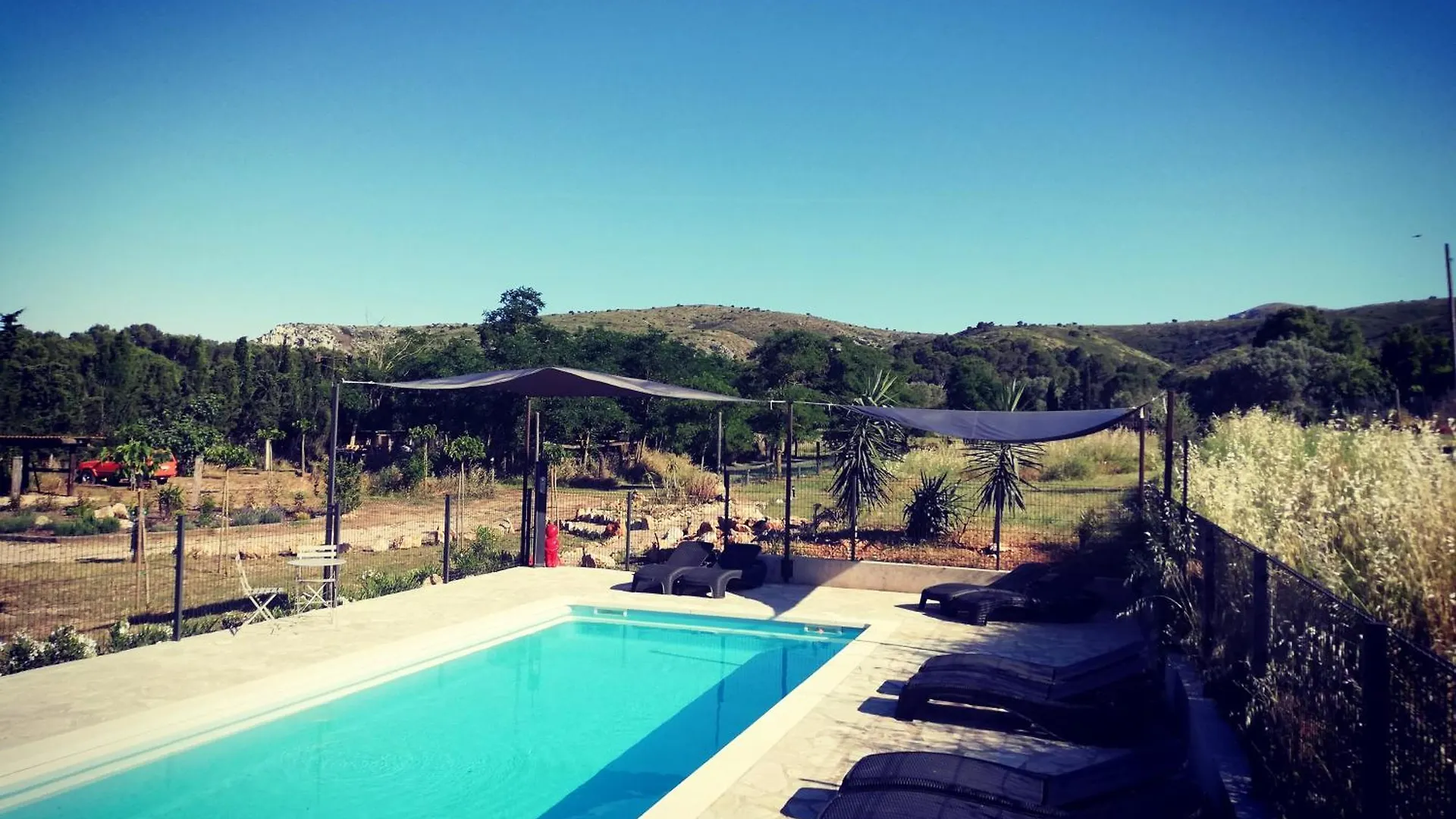 Mas Del Llop Blanc - Dog Friendly Hostal Rural - B&B Sobrestany 3*,  Spain