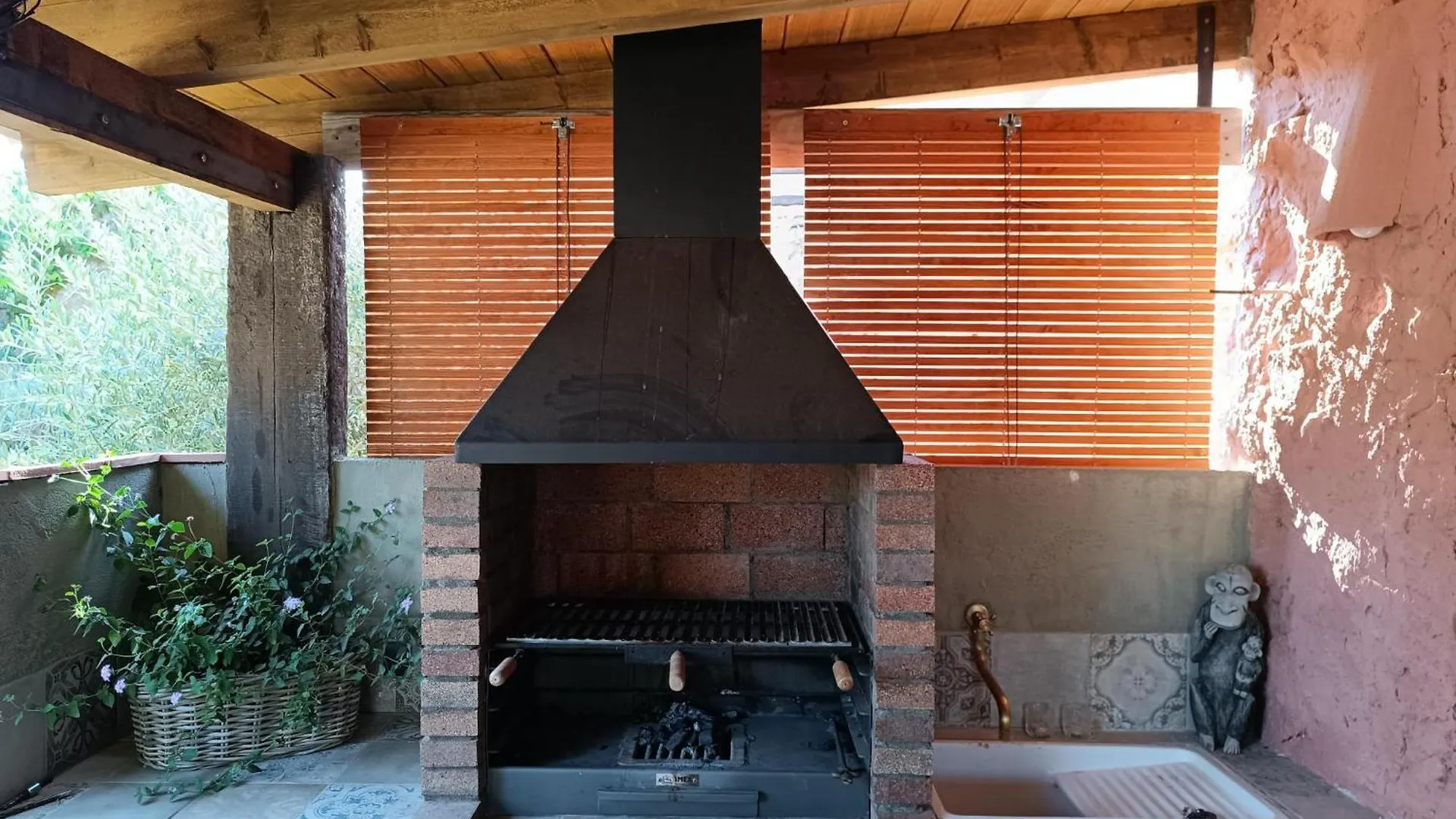 Mas Del Llop Blanc - Dog Friendly Hostal Rural - B&B Sobrestany 3*,
