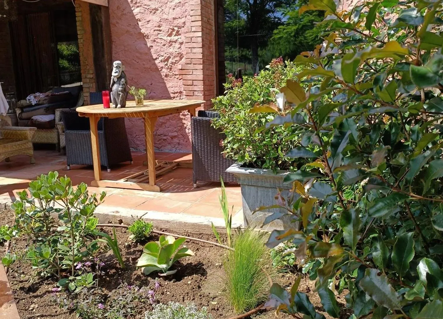 Mas Del Llop Blanc - Dog Friendly Hostal Rural - B&B Sobrestany